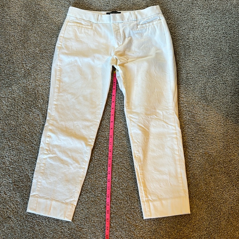 Banana Republic White Capris